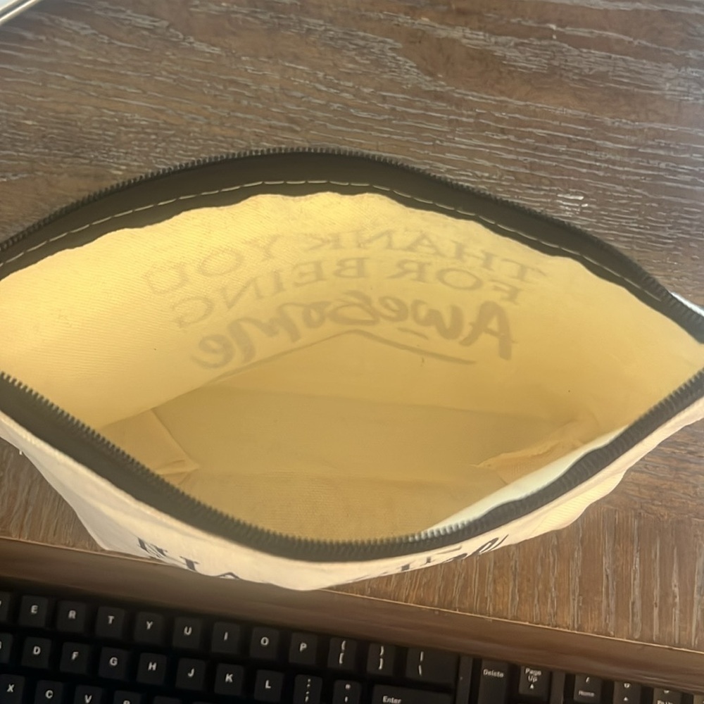 makeup bag - Picture 2 of 4